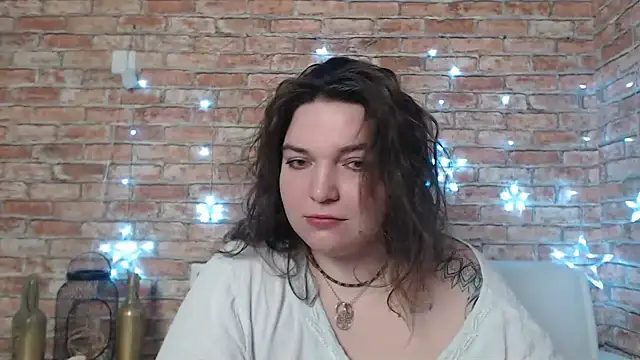 Amelia Kiss  online show from 01/30/25, 12:50