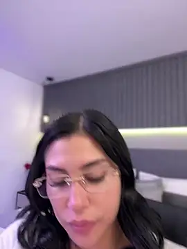 Snapshot of Sol_Miller chatting on 12/12/24, 08:10 Sol Miller online show from 12/12/24, 08:10