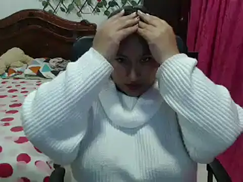 Snapshot of EmilyLove1014 chatting on 12/29/24, 04:38 EmilyLove1014 online show from 12/29/24, 04:38