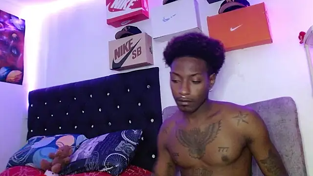 king  Black online show from 02/05/25, 08:04