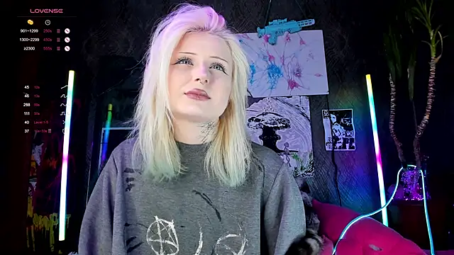 little grinch666 online show from 02/22/25, 08:20