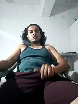 Snapshot of PlayboyAjay024 chatting on 12/31/24, 01:30 PlayboyAjay024 online show from 12/31/24, 01:30