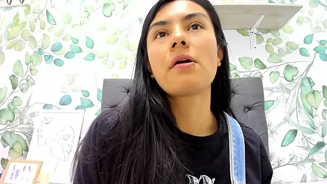 atilanadiaz7 online show from 03/15/25, 11:39