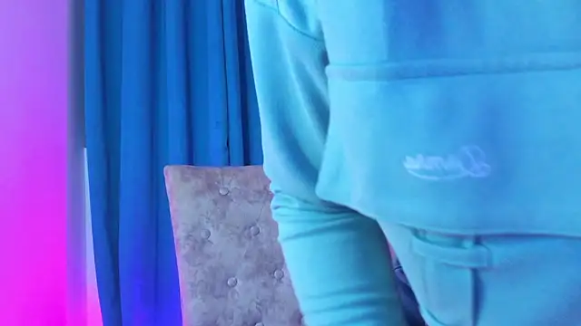 Camila Coxx online show from 01/08/25, 06:52