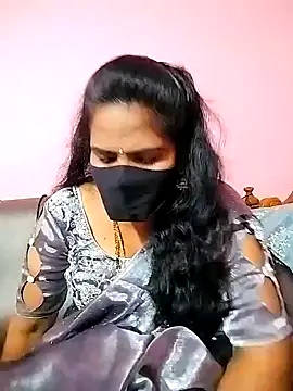 Snapshot of melina214 chatting on 12/03/24, 03:55 melina214 online show from 12/03/24, 03:55