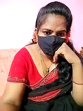 Snapshot of melina214 chatting on 02/01/25, 05:16 melina214 online show from 02/01/25, 05:16