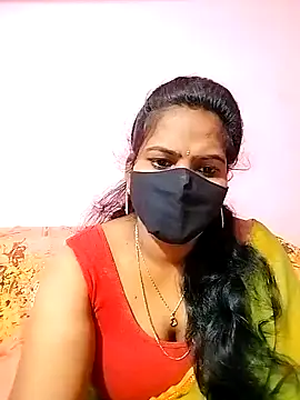 Snapshot of melina214 chatting on 02/05/25, 03:13 melina214 online show from 02/05/25, 03:13