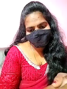 Snapshot of melina214 chatting on 02/20/25, 04:46 melina214 online show from 02/20/25, 04:46