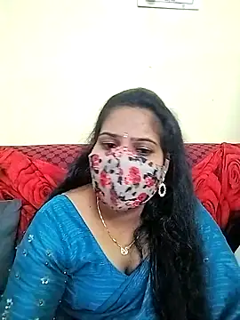 Snapshot of melina214 chatting on 04/26/26, 05:10 melina214 online show from 04/26/26, 05:10