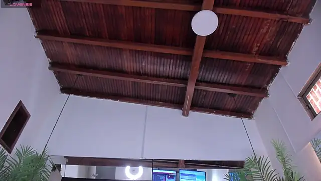 emily-fox online show from 02/26/25, 11:20