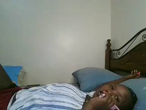 Sonnia  online show from 02/25/25, 01:50