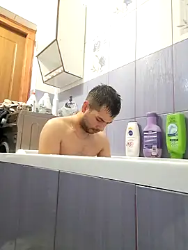 hornny1995 online show from 12/31/24, 04:57