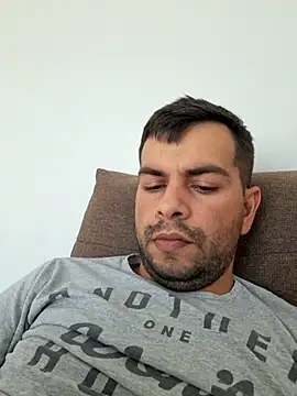 hornny1995 online show from 10/19/25, 11:22