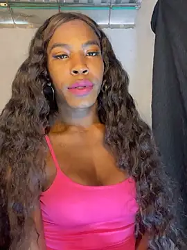 Snapshot of Richchocolatesweet_ chatting on 01/24/25, 03:24 Richchocolatesweet online show from 01/24/25, 03:24