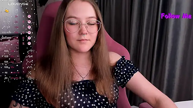 Snapshot of bunny_bubble chatting on 02/17/26, 11:22 bunny bubble online show from 02/17/26, 11:22