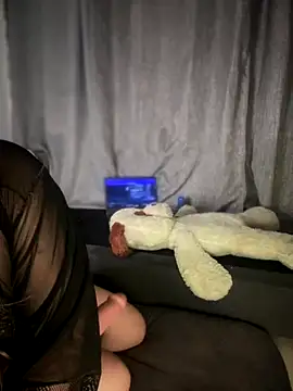 MerlyG online show from 11/25/25, 06:24