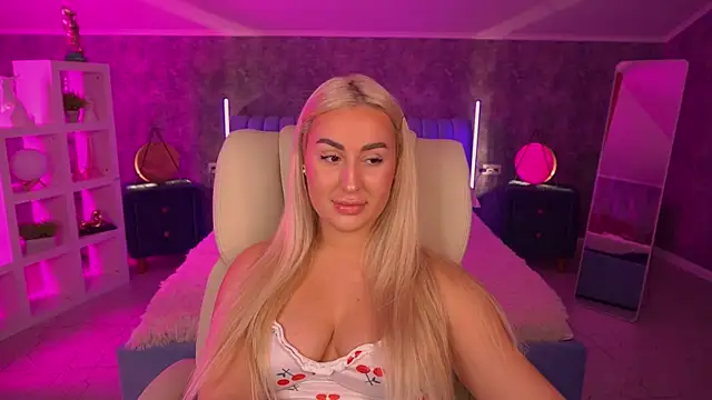 LiaBrazzerr online show from 04/27/26, 02:04