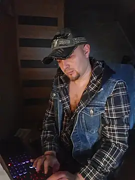 Foxyshaved online show from 10/27/25, 06:06