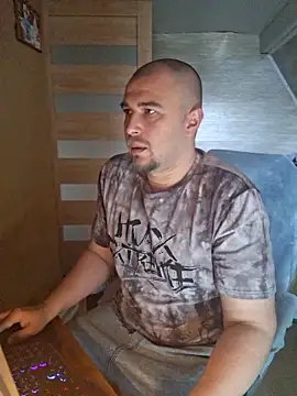 Foxyshaved online show from 05/09/26, 06:51