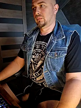 Foxyshaved online show from 06/16/26, 04:59