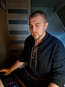 Foxyshaved online show from 06/24/26, 09:41