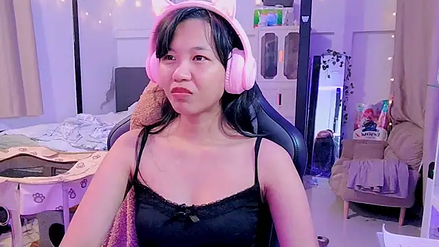 Kana G online show from 03/10/25, 02:26