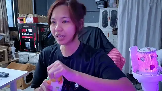 Kana G online show from 04/30/26, 02:40