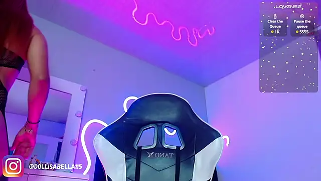 Snapshot of isabelladoll19 chatting on 03/13/25, 08:43 isabelladoll19 online show from 03/13/25, 08:43