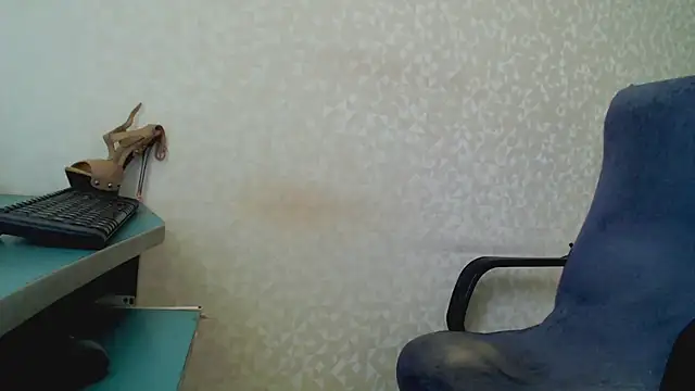 Snapshot of AssSexyXX chatting on 04/30/26, 05:03 AssSexyXX online show from 04/30/26, 05:03