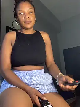 slimcateee online show from 02/24/25, 04:15