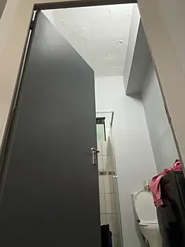 slimcateee online show from 09/21/25, 05:09