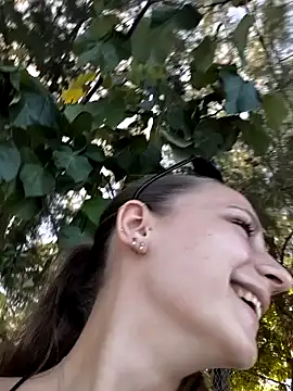 Snapshot of emma4xxx chatting on 01/21/25, 07:28 emma4xxx online show from 01/21/25, 07:28