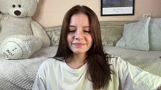 Snapshot of mia___mi chatting on 01/03/25, 10:41 mia mi online show from 01/03/25, 10:41