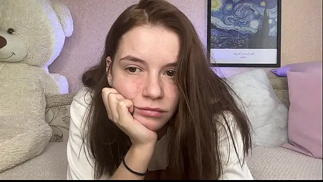 Snapshot of mia___mi chatting on 03/17/25, 11:31 mia mi online show from 03/17/25, 11:31