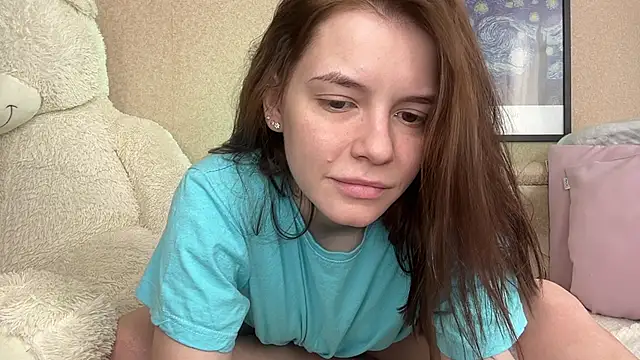 Snapshot of mia___mi chatting on 03/20/25, 10:54 mia mi online show from 03/20/25, 10:54