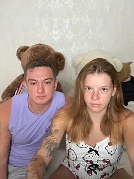 Snapshot of mia___mi chatting on 09/29/25, 07:13 mia mi online show from 09/29/25, 07:13