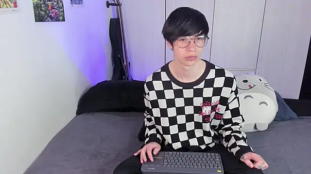 Snapshot of Aventure_Twinks chatting on 01/28/25, 10:34 Aventure Twinks online show from 01/28/25, 10:34