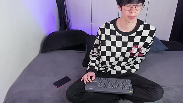 Snapshot of Aventure_Twinks chatting on 01/28/25, 01:38 Aventure Twinks online show from 01/28/25, 01:38