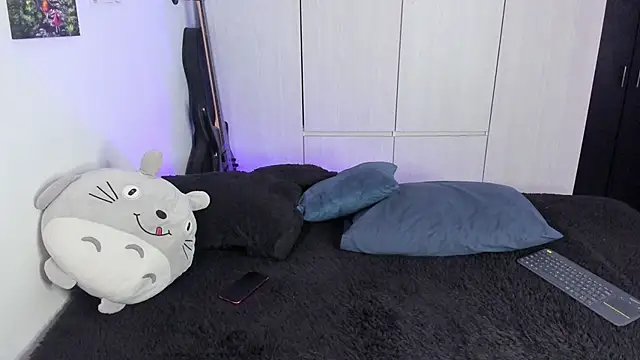 Snapshot of Aventure_Twinks chatting on 01/29/25, 02:21 Aventure Twinks online show from 01/29/25, 02:21