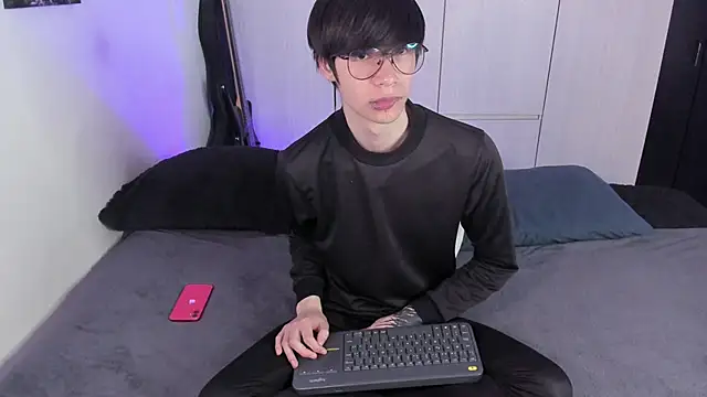 Snapshot of Aventure_Twinks chatting on 02/03/25, 06:17 Aventure Twinks online show from 02/03/25, 06:17