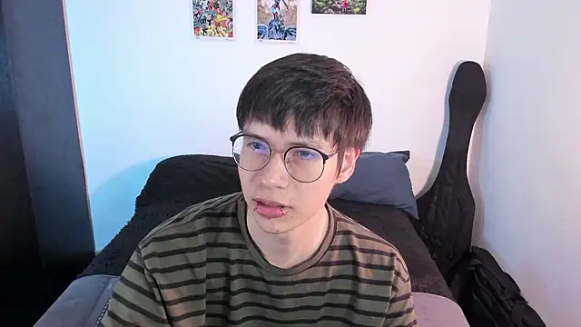 Snapshot of Aventure_Twinks chatting on 02/01/26, 03:38 Aventure Twinks online show from 02/01/26, 03:38