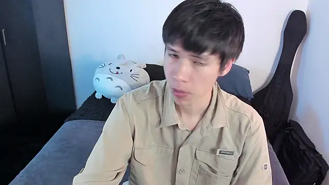 Snapshot of Aventure_Twinks chatting on 02/07/26, 03:21 Aventure Twinks online show from 02/07/26, 03:21