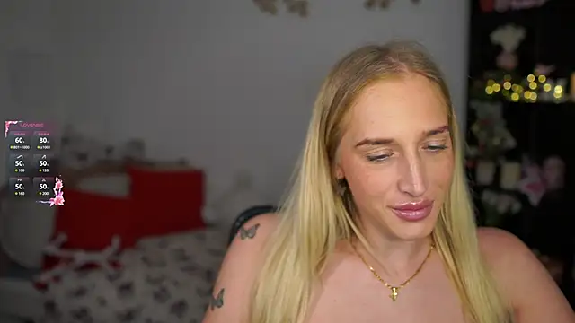 Nicolette  Shea  online show from 01/03/25, 01:58