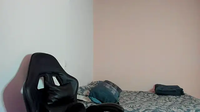 Snapshot of nina_pons chatting on 03/17/26, 07:39 nina pons online show from 03/17/26, 07:39