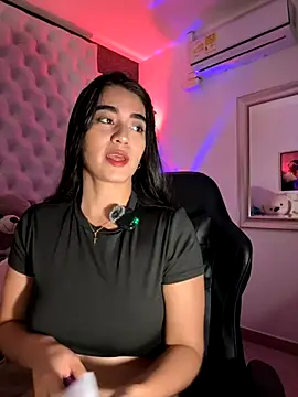 ZarahEvans online show from 11/29/25, 03:59