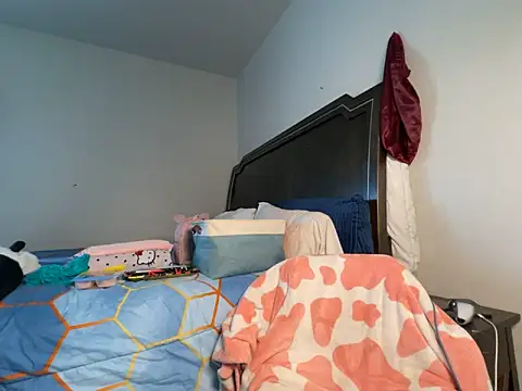 VixenCapri online show from 12/22/25, 06:38