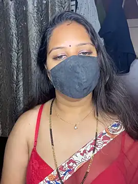 Snapshot of kannadatelugugirl chatting on 10/20/25, 12:44 kannadatelugugirl online show from 10/20/25, 12:44