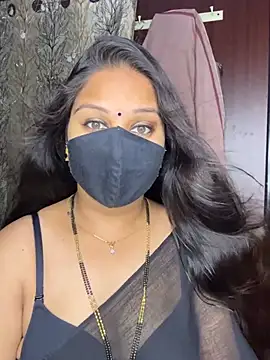 Snapshot of kannadatelugugirl chatting on 02/17/26, 12:40 kannadatelugugirl online show from 02/17/26, 12:40