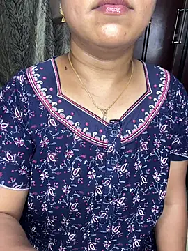 Snapshot of kannadatelugugirl chatting on 02/24/26, 12:58 kannadatelugugirl online show from 02/24/26, 12:58