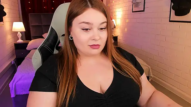 Snapshot of KimberlyMaran chatting on 01/18/25, 12:04 KimberlyMaran online show from 01/18/25, 12:04